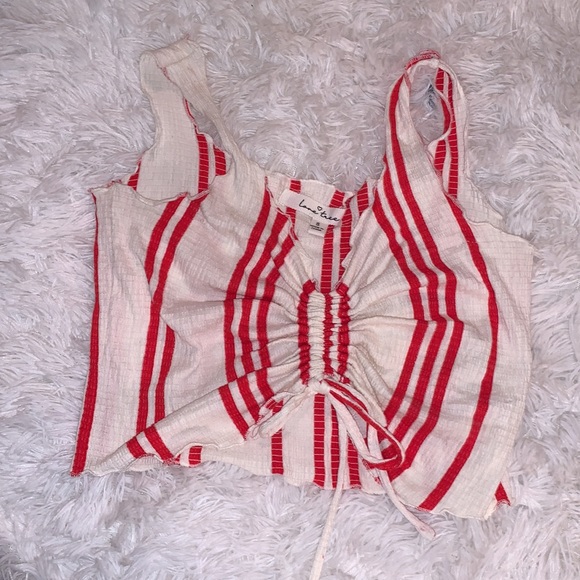 ✨2 SUMMER TOPS✨ - Picture 2 of 11